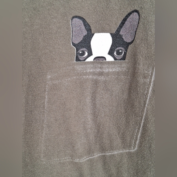 Frenchie Tee SzM Army Green Faux Pocket - Picture 1 of 8